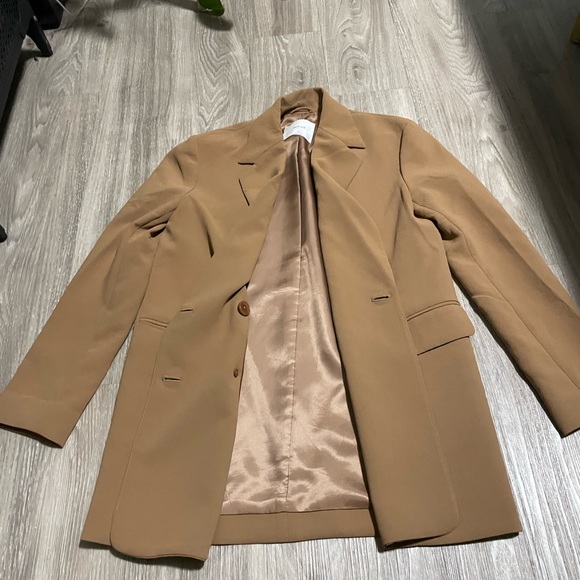 Aritzia Wilfred Cherrelle Blazer - Picture 4 of 11